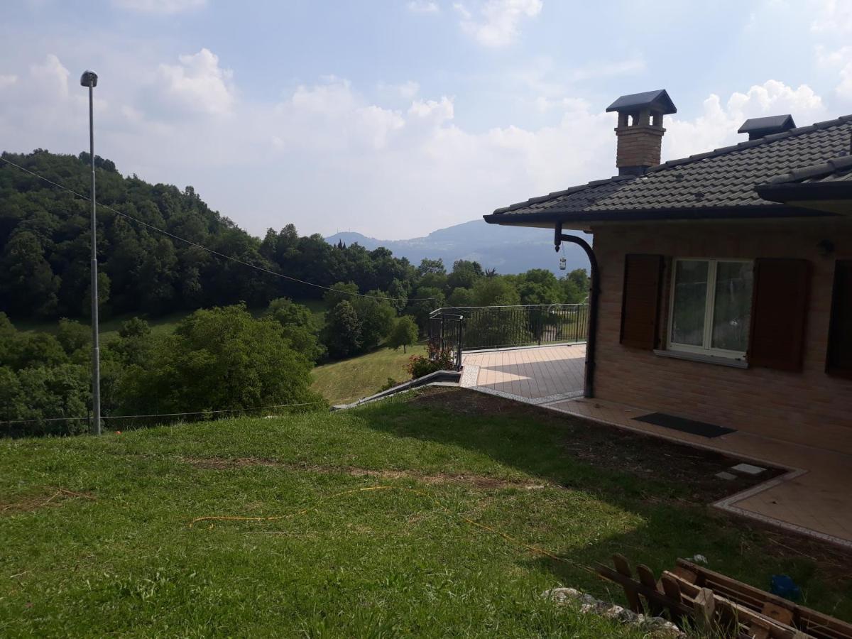 Casa "La Forcella" Villa Brembilla Bagian luar foto